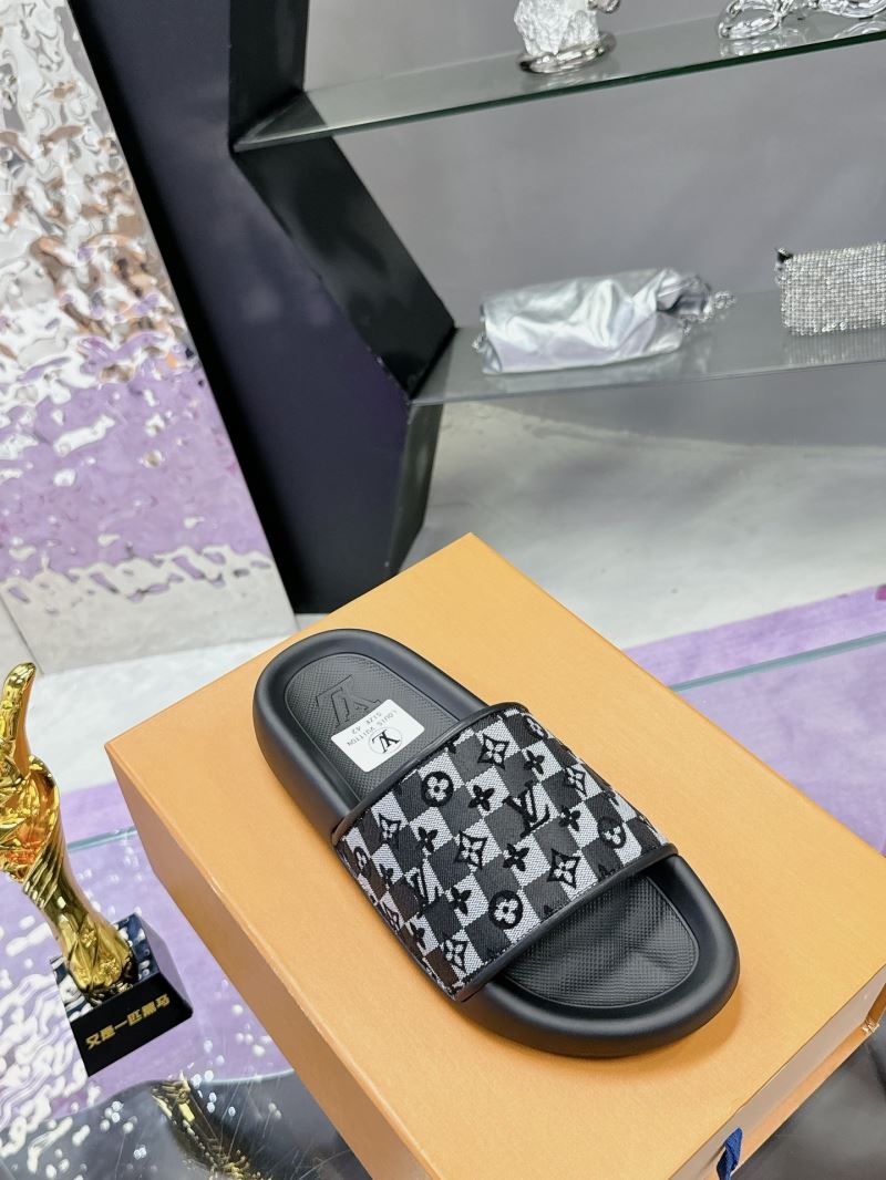 Louis Vuitton Slippers